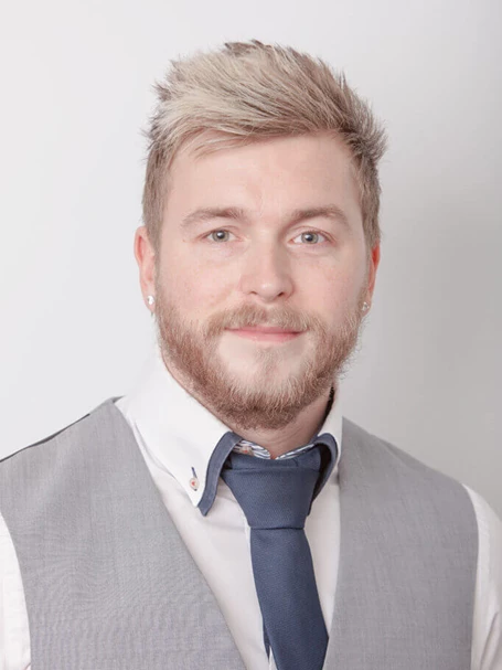 Hair Transplants in Cardiff - HeadQuarters UKHQ Hair Transplants